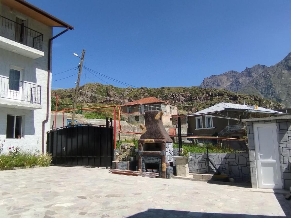Kazbek View Hostel Kazbegi Kültér fotó